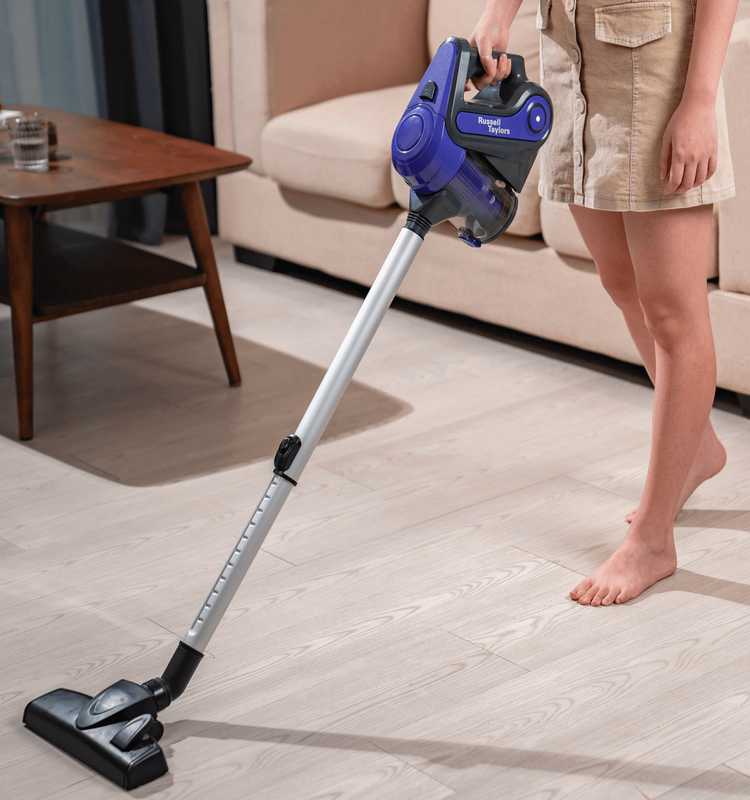 Russell Taylors Cordless Vacuum Cleaner VC22